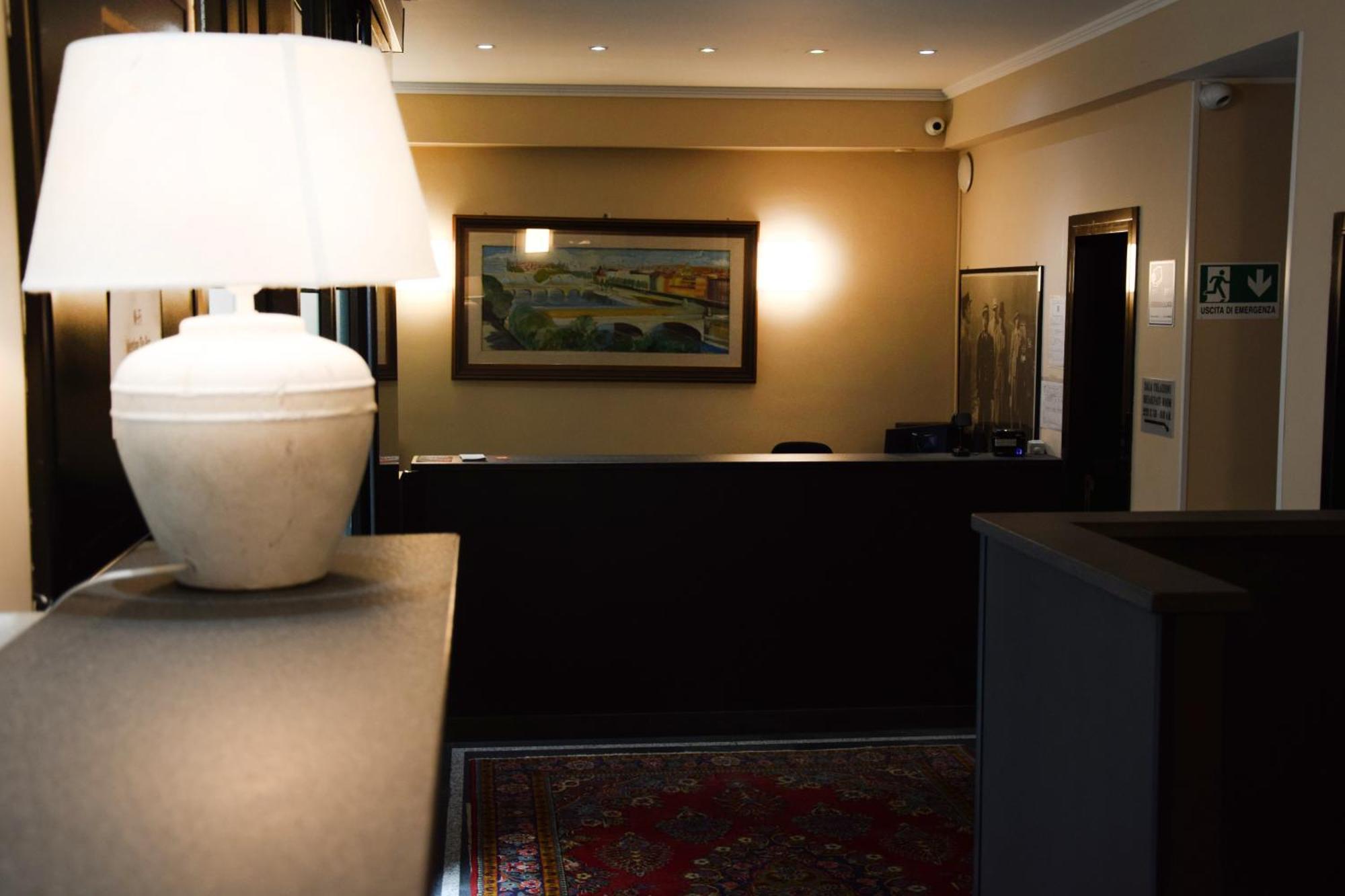 Hotel Valentino Du Parc Торино Екстериор снимка