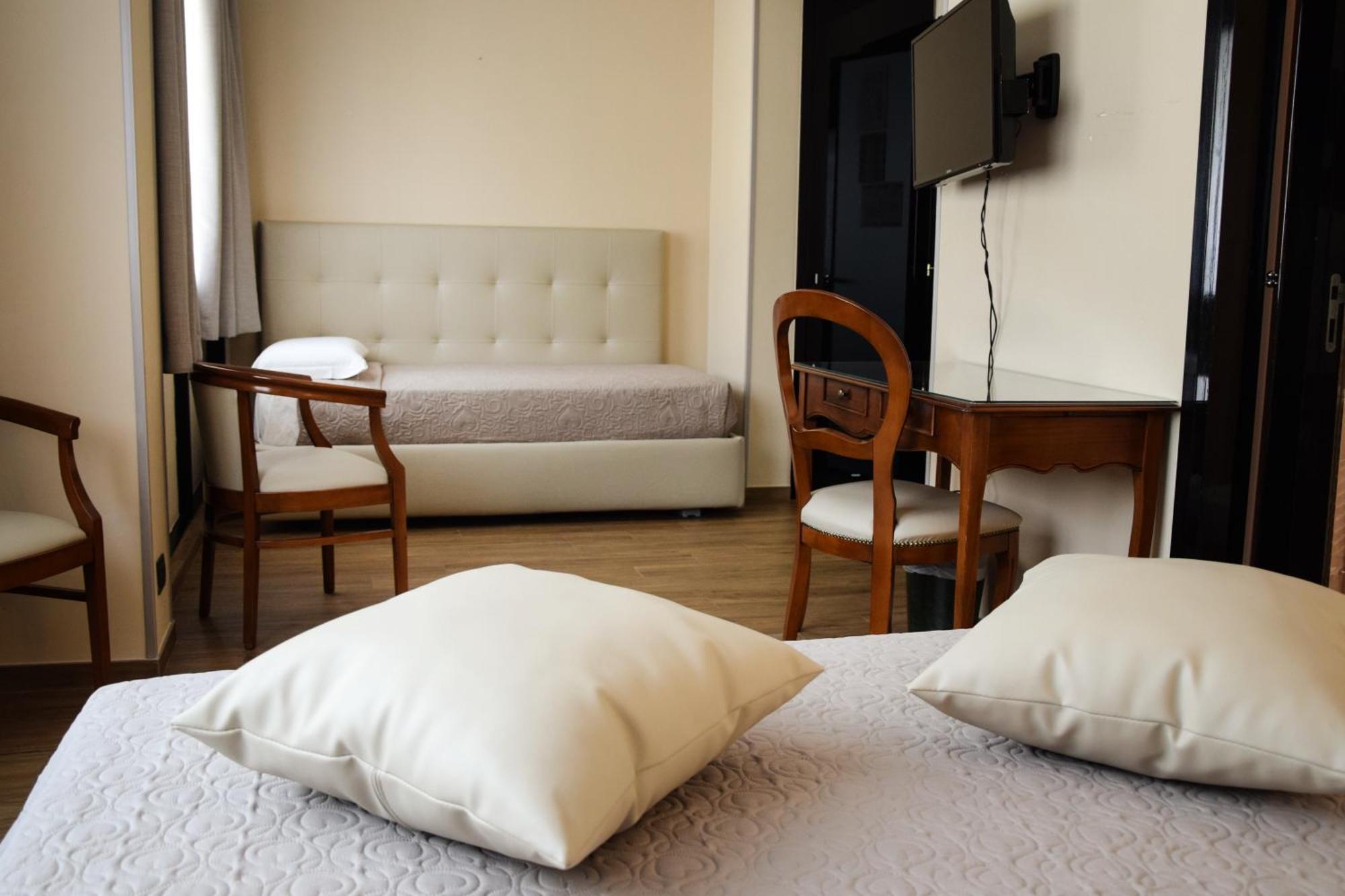 Hotel Valentino Du Parc Торино Екстериор снимка
