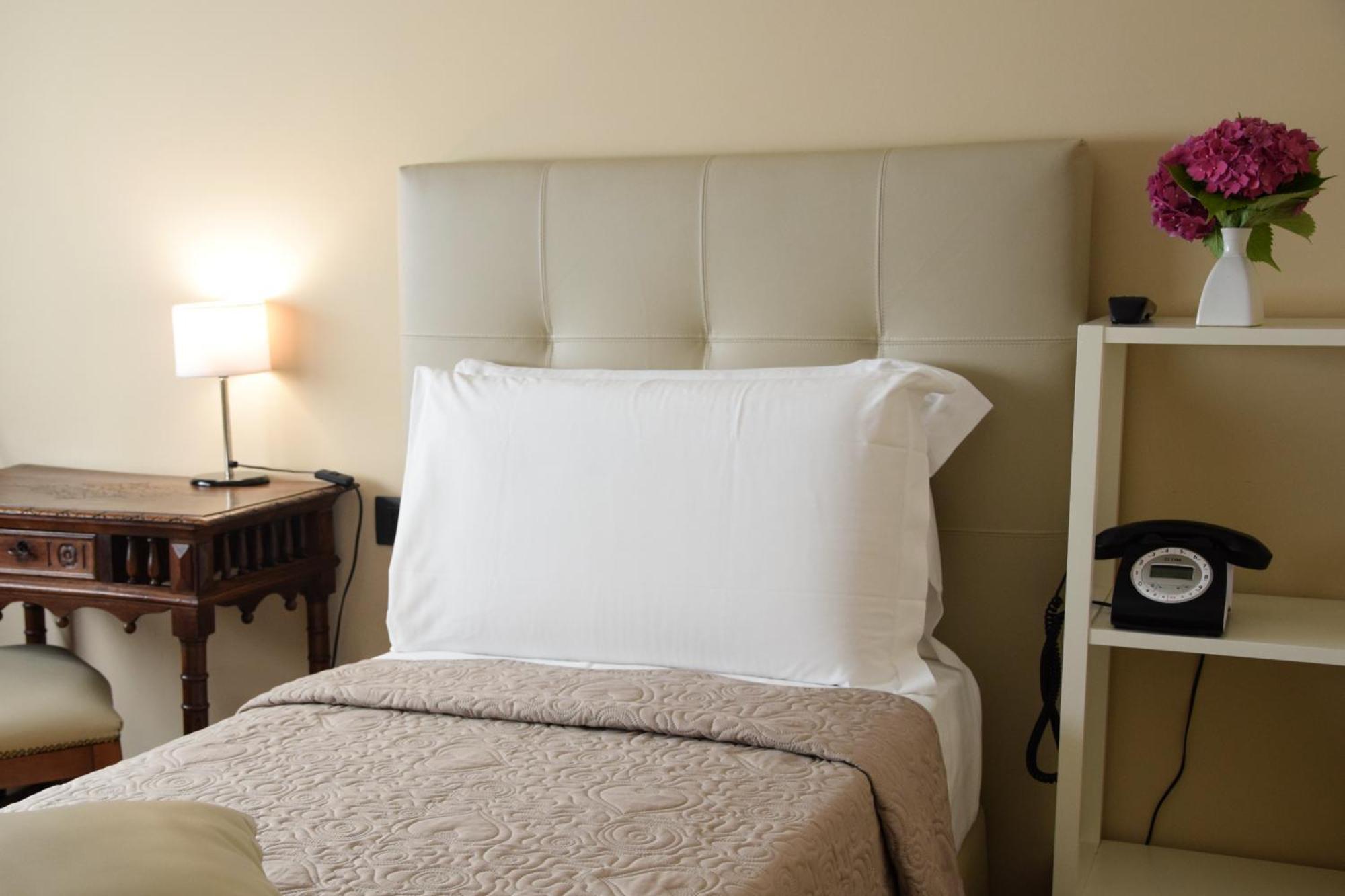 Hotel Valentino Du Parc Торино Екстериор снимка