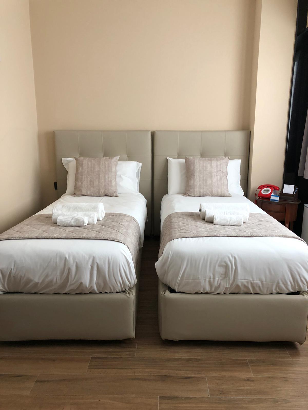 Hotel Valentino Du Parc Торино Стая снимка