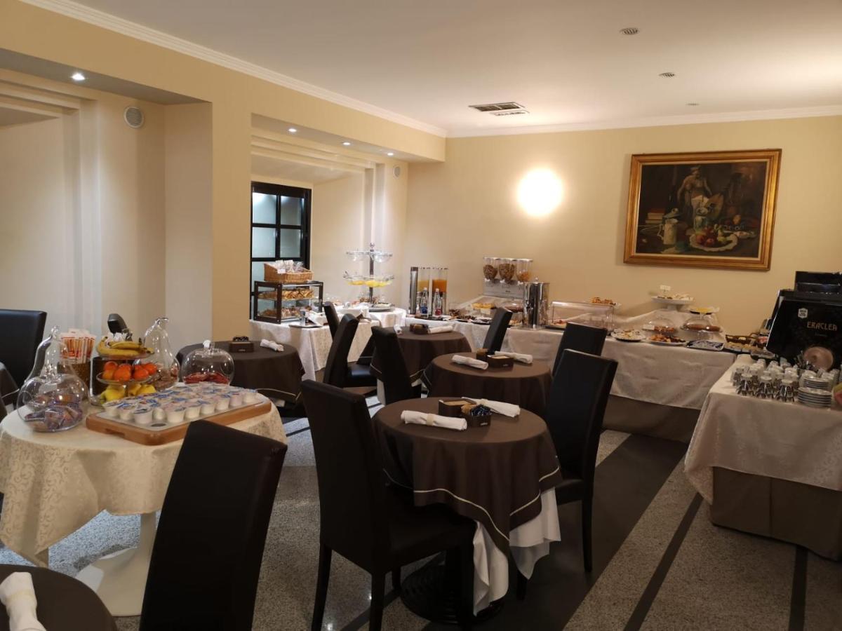 Hotel Valentino Du Parc Торино Екстериор снимка