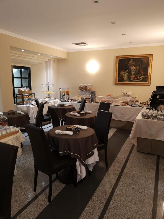 Hotel Valentino Du Parc Торино Екстериор снимка